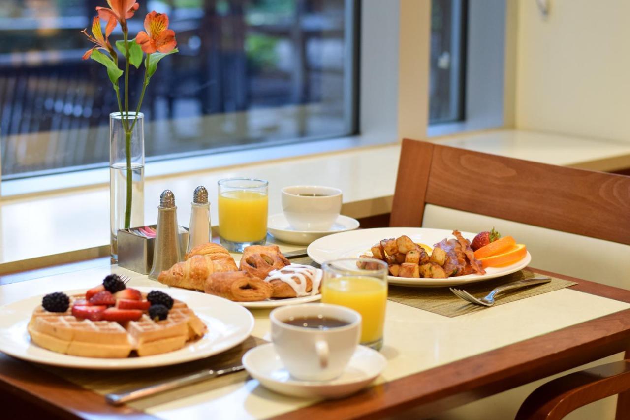 อินเตอร์คอนติเนนตัล สวีท โฮเต็ล คลีฟแลนด์ Hotel ภายนอก รูปภาพ